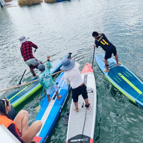 SUP demo and activity, start line for the boys competition