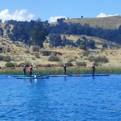 DAY 2, the 4 paddlers reaching Bolivia and Peru border in Kasani